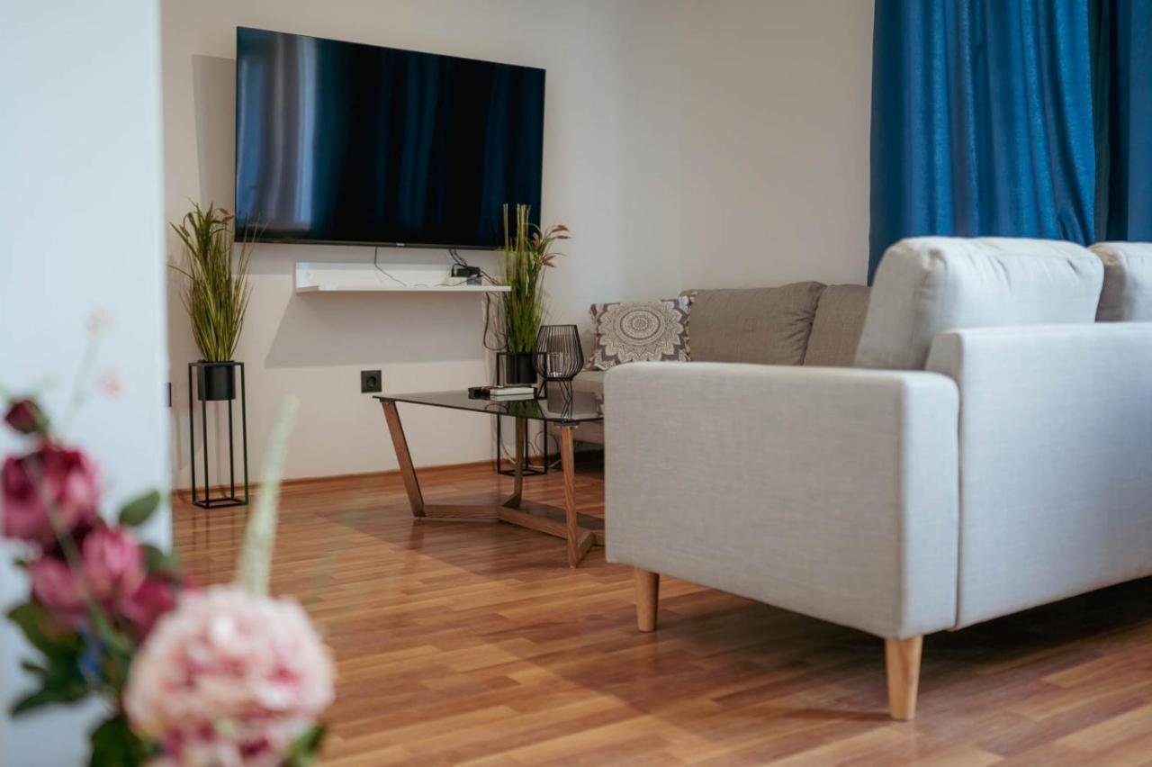 Luxury Art 4 Apartment Blagoevgrad Bagian luar foto